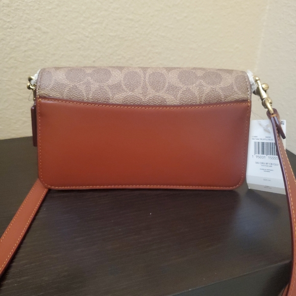 Coach  Beat Crossbody in Signature Canvas - Picture 11 of 15